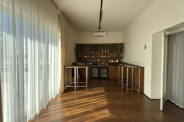 Office #18