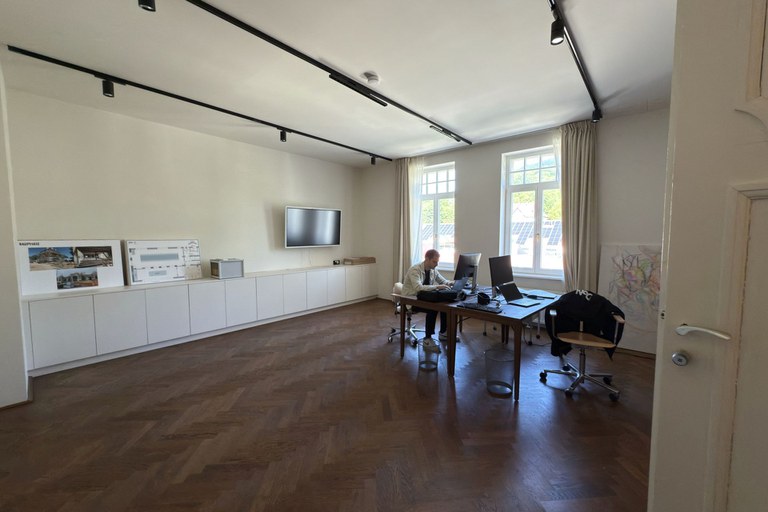 Office #18