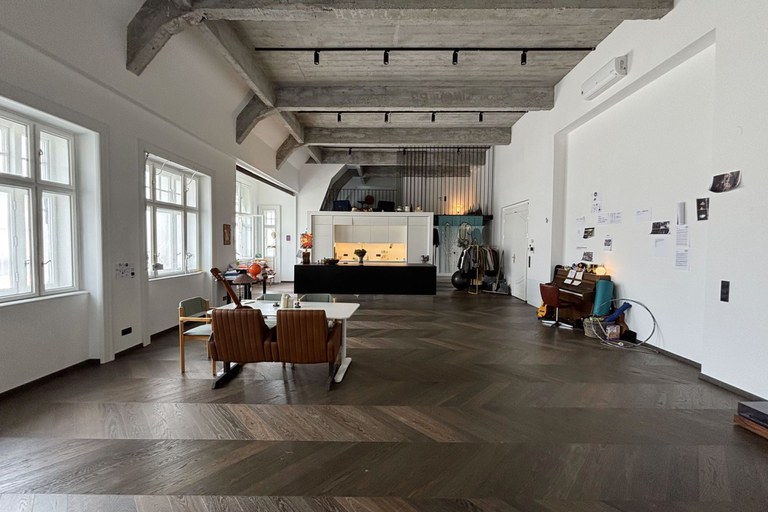 Loft #33