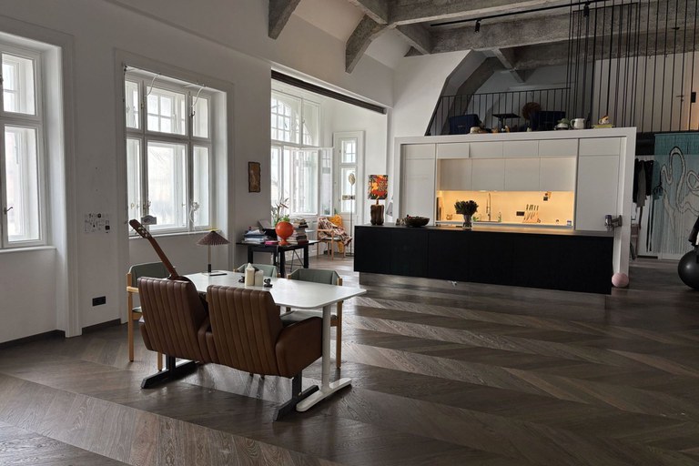 Loft #33