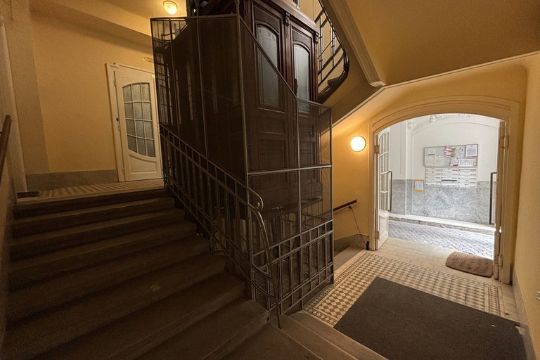 Loft #33