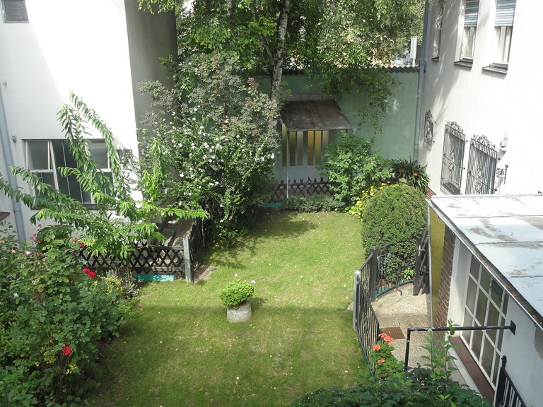 Haus #49