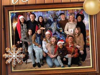 © Mona Film Produktion